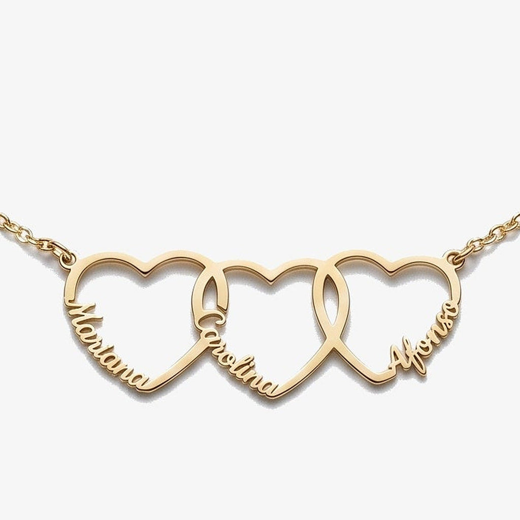 Collar de Corazones Entrelazados con Nombres